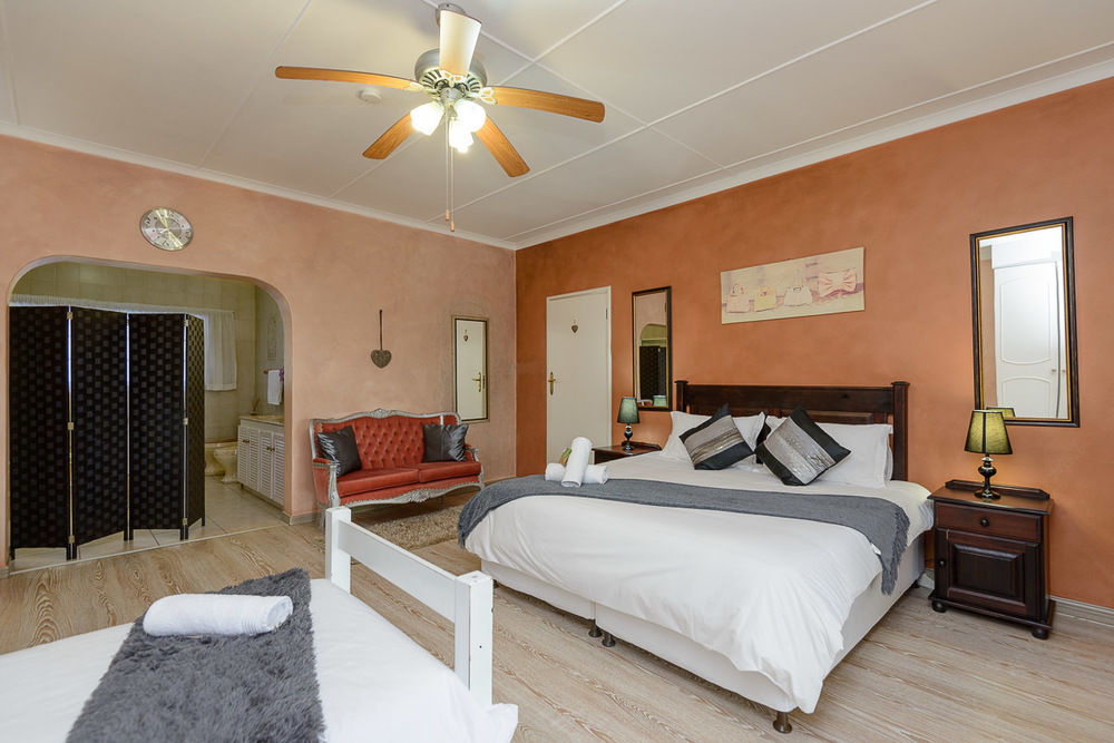 Zesty Guesthouse Port Edward Extérieur photo